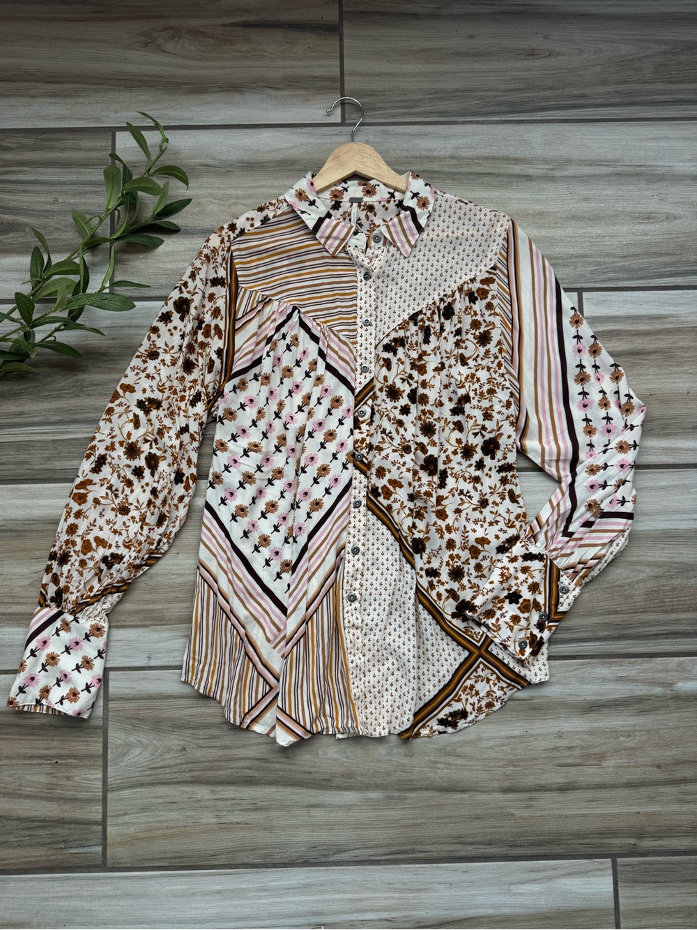 Free People Hazel Tea Combo Button Down Blouse M Floral Patchwork Boho